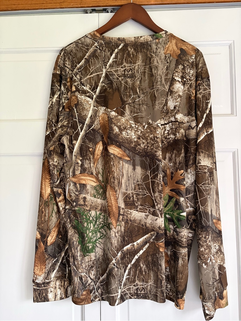 Realtree Edge Men's Sz XL Performance Long Sleeve Crew Neck Shirt Hunting Camo - Picture 3 of 8